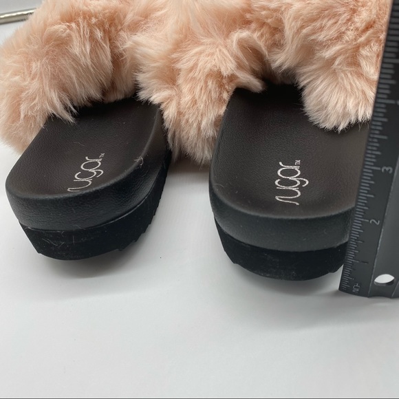 SUGAR women’s platform cross cross faux fur beach day slides in q-blush size 11M - Picture 3 of 7
